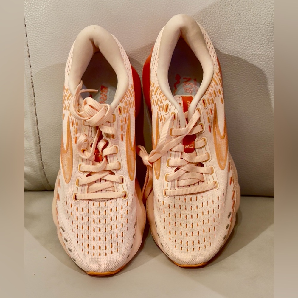 NEW - Brooks Glycerin 20 Women's Running /Walking Shoes